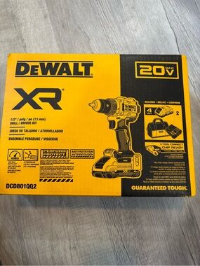 DeWALT XR 20V Drill/Driver Kit - Yellow & Black Brand new